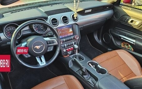 Ford Mustang VI рестайлинг, 2022 год, 4 950 000 рублей, 5 фотография