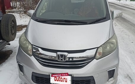 Honda Freed I, 2014 год, 1 200 000 рублей, 3 фотография