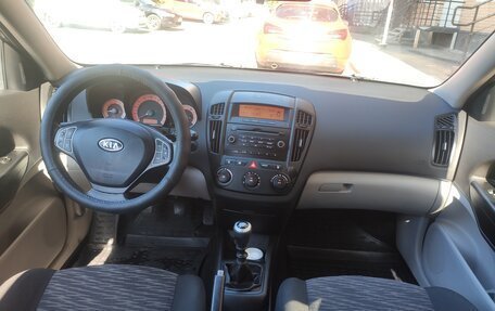 KIA cee'd I рестайлинг, 2008 год, 620 000 рублей, 14 фотография