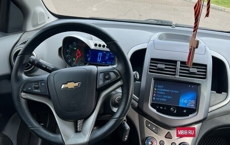 Chevrolet Aveo III, 2014 год, 999 000 рублей, 10 фотография