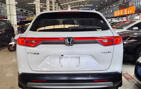 Honda Vezel, 2023 год, 1 810 027 рублей, 5 фотография