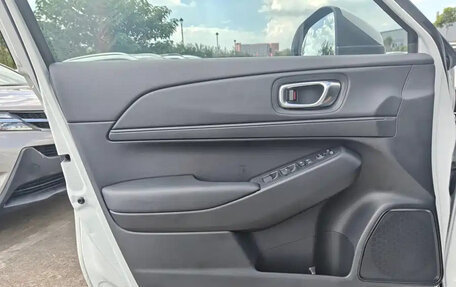 Honda Vezel, 2023 год, 1 810 027 рублей, 6 фотография