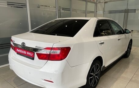 Toyota Camry, 2014 год, 1 440 000 рублей, 4 фотография