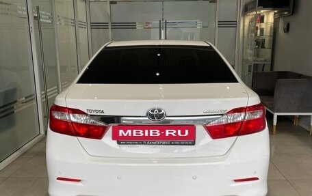 Toyota Camry, 2014 год, 1 440 000 рублей, 3 фотография