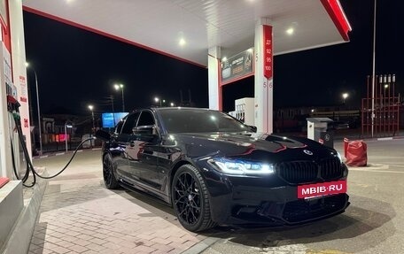 BMW 5 серия, 2020 год, 5 800 000 рублей, 3 фотография