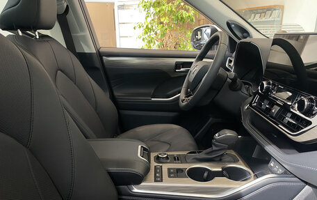 Toyota Highlander, 2025 год, 5 950 000 рублей, 14 фотография
