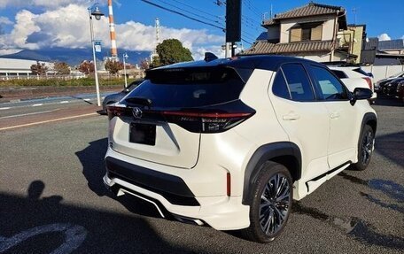 Toyota Yaris Cross, 2021 год, 1 347 000 рублей, 5 фотография