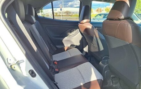 Toyota Yaris Cross, 2021 год, 1 347 000 рублей, 19 фотография