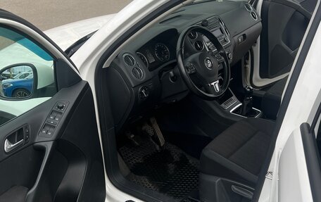 Volkswagen Tiguan I, 2013 год, 1 050 000 рублей, 14 фотография