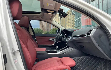 BMW 3 серия, 2021 год, 2 550 000 рублей, 15 фотография