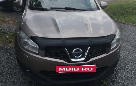 Nissan Qashqai, 2011 год, 1 050 000 рублей, 2 фотография