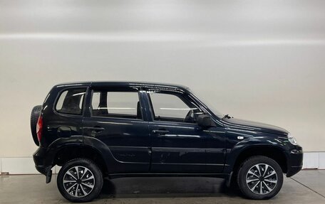 Chevrolet Niva I рестайлинг, 2011 год, 418 000 рублей, 6 фотография