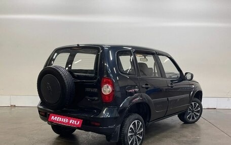 Chevrolet Niva I рестайлинг, 2011 год, 418 000 рублей, 2 фотография