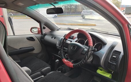 Honda Fit III, 2001 год, 310 000 рублей, 16 фотография