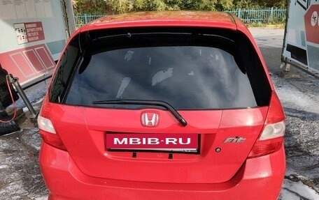 Honda Fit III, 2001 год, 310 000 рублей, 4 фотография