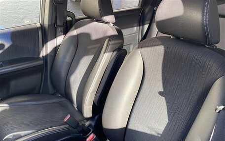 Honda Freed I, 2014 год, 768 000 рублей, 13 фотография