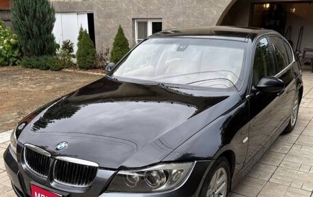 BMW 3 серия, 2007 год, 550 000 рублей, 1 фотография