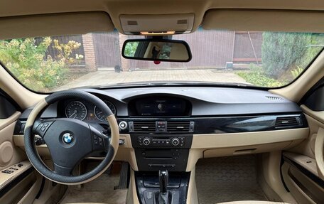 BMW 3 серия, 2007 год, 550 000 рублей, 17 фотография