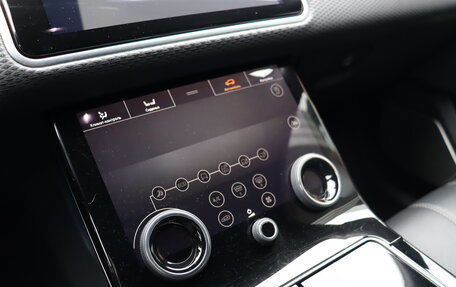 Land Rover Range Rover Velar I, 2017 год, 3 190 000 рублей, 19 фотография