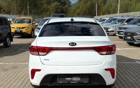 KIA Rio IV, 2020 год, 1 525 000 рублей, 6 фотография