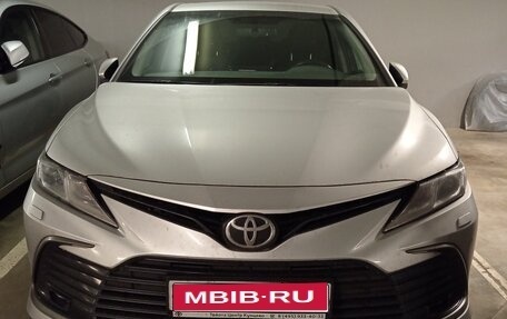 Toyota Camry, 2021 год, 2 900 000 рублей, 1 фотография