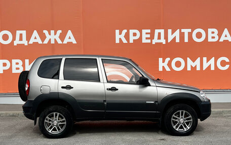 Chevrolet Niva I рестайлинг, 2014 год, 590 000 рублей, 4 фотография