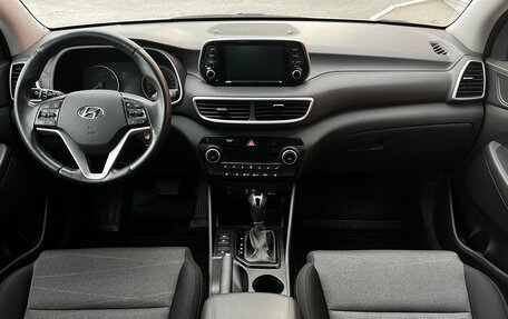 Hyundai Tucson III, 2019 год, 2 390 000 рублей, 9 фотография