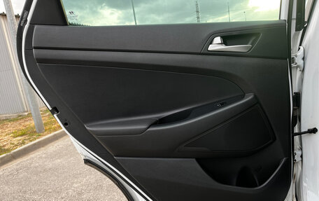 Hyundai Tucson III, 2019 год, 2 390 000 рублей, 23 фотография