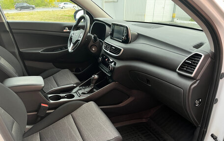 Hyundai Tucson III, 2019 год, 2 390 000 рублей, 28 фотография