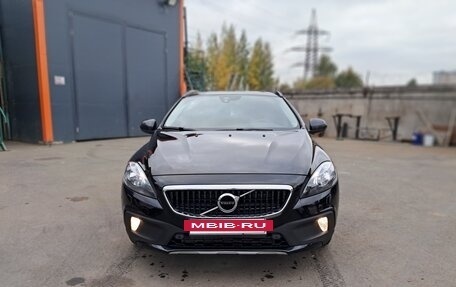 Volvo V40 Cross Country I, 2019 год, 1 850 000 рублей, 2 фотография