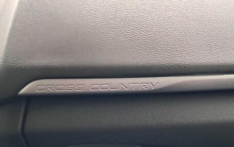 Volvo V40 Cross Country I, 2019 год, 1 850 000 рублей, 18 фотография