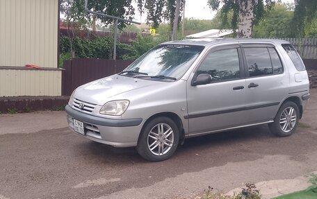 Toyota Raum I, 1998 год, 385 000 рублей, 3 фотография