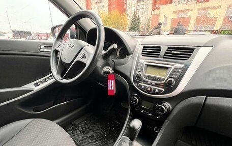 Hyundai Solaris II рестайлинг, 2012 год, 695 000 рублей, 13 фотография