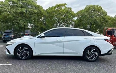 Hyundai Elantra, 2022 год, 1 250 555 рублей, 2 фотография