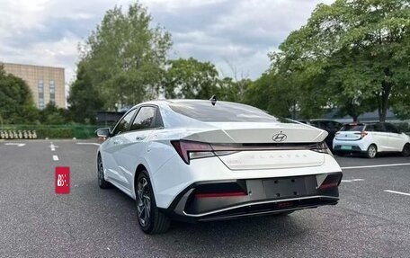 Hyundai Elantra, 2022 год, 1 250 555 рублей, 3 фотография