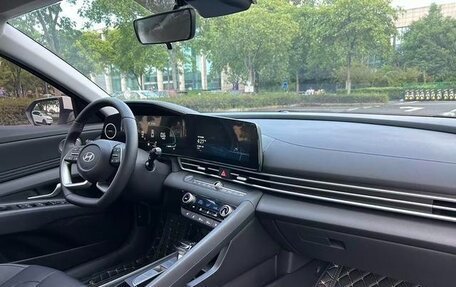 Hyundai Elantra, 2022 год, 1 250 555 рублей, 8 фотография