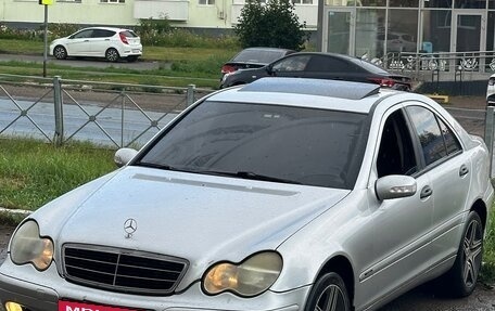 Mercedes-Benz C-Класс, 2001 год, 550 000 рублей, 6 фотография
