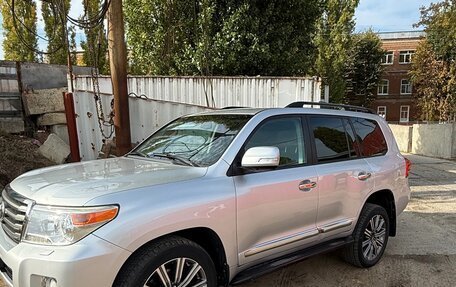 Toyota Land Cruiser 200, 2012 год, 4 000 000 рублей, 2 фотография