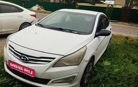 Hyundai Solaris II рестайлинг, 2016 год, 450 000 рублей, 2 фотография