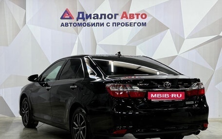 Toyota Camry, 2017 год, 2 280 000 рублей, 4 фотография
