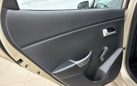 KIA Rio III рестайлинг, 2015 год, 880 000 рублей, 12 фотография