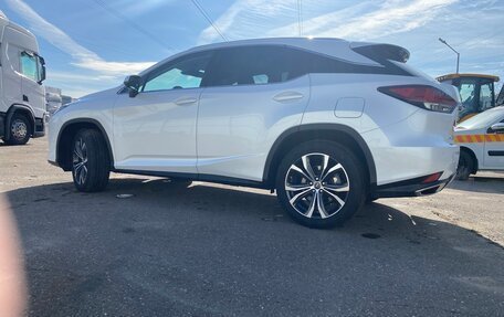 Lexus RX IV рестайлинг, 2022 год, 5 300 000 рублей, 8 фотография