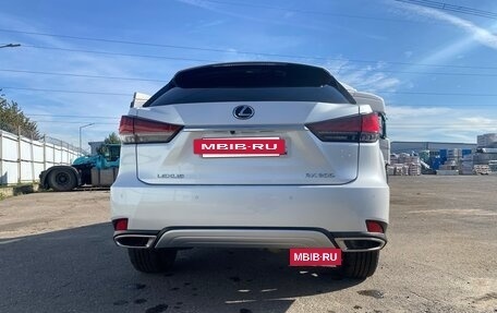 Lexus RX IV рестайлинг, 2022 год, 5 300 000 рублей, 6 фотография