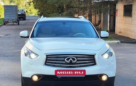 Infiniti FX II, 2012 год, 1 780 000 рублей, 7 фотография