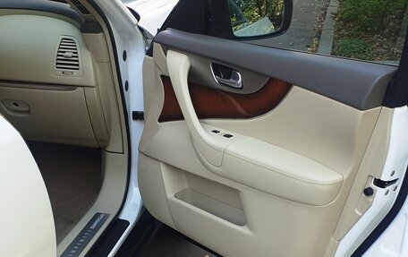 Infiniti FX II, 2012 год, 1 780 000 рублей, 26 фотография