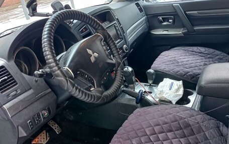 Mitsubishi Pajero IV, 2012 год, 2 120 000 рублей, 13 фотография