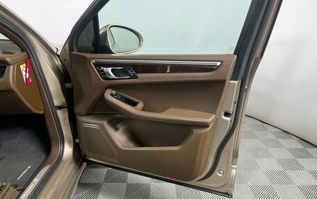 Porsche Macan I рестайлинг, 2017 год, 4 399 000 рублей, 28 фотография
