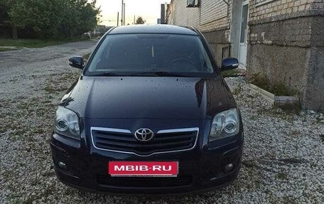 Toyota Avensis III рестайлинг, 2008 год, 780 000 рублей, 1 фотография