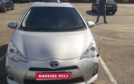 Toyota Aqua I, 2013 год, 799 000 рублей, 1 фотография