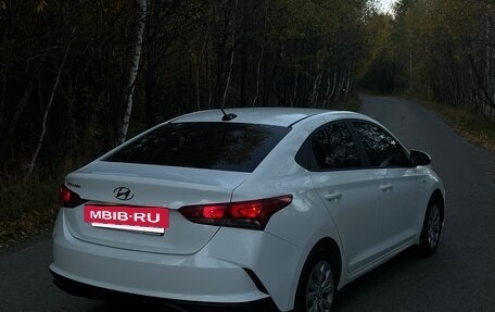 Hyundai Solaris II рестайлинг, 2020 год, 950 000 рублей, 2 фотография